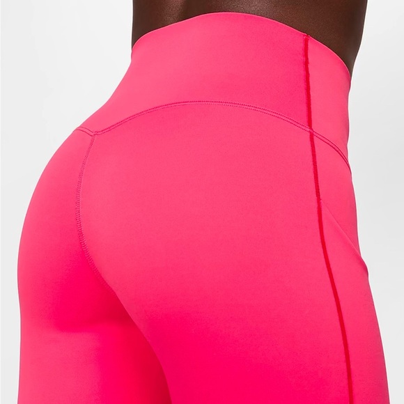 Nike Women's Pink Leggings with matching top - Picture 8 of 12
